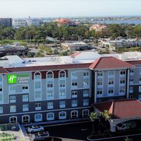 Holiday Inn Express/Suites Seminole Area