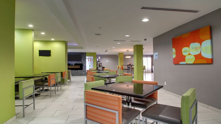 Holiday Inn Express Hotel & Stes Dwntwn Restaurant