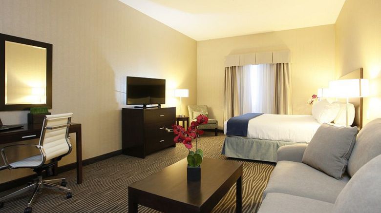 <b>Holiday Inn Express Fort Saint John Room</b>. Images powered by <a href="https://www.leonardoworldwide.com/" title="Leonardo Worldwide" target="_blank">Leonardo</a>.