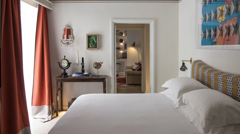 <b>Capri Tiberio Palace Suite</b>. Images powered by <a href="https://www.leonardoworldwide.com/" title="Leonardo Worldwide" target="_blank">Leonardo</a>.