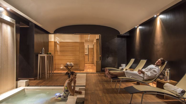 <b>Capri Tiberio Palace Spa</b>. Images powered by <a href="https://www.leonardoworldwide.com/" title="Leonardo Worldwide" target="_blank">Leonardo</a>.