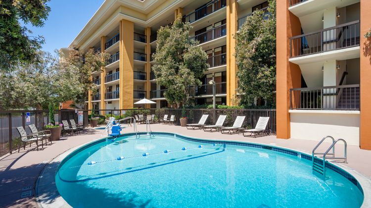 Holiday Inn Express At Monterey Bay Pool