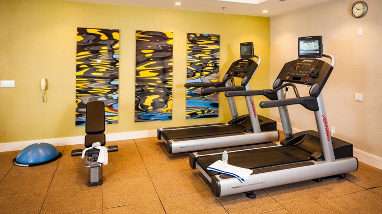 Holiday Inn Express At Monterey Bay Health Club
