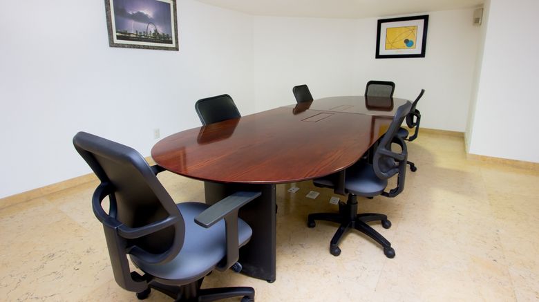 <b>Holiday Inn Express Nuevo Laredo Meeting</b>. Images powered by <a href="https://www.leonardoworldwide.com/" title="Leonardo Worldwide" target="_blank">Leonardo</a>.