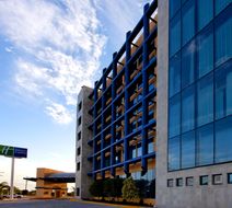 Holiday Inn Express Nuevo Laredo Exterior
