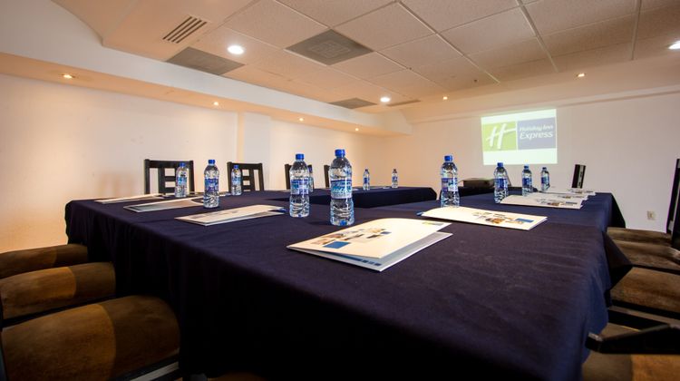 Holiday Inn Express Nuevo Laredo Meeting