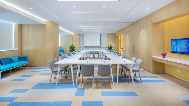 <b>Holiday Inn Express Longzi Lake Meeting</b>. Images powered by <a href="https://www.leonardoworldwide.com/" title="Leonardo Worldwide" target="_blank">Leonardo</a>.