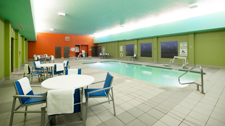 <b>Holiday Inn Express Pool</b>. Images powered by <a href="https://www.leonardoworldwide.com/" title="Leonardo Worldwide" target="_blank">Leonardo</a>.