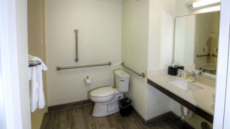 <b>Candlewood Suites Memphis East Room</b>. Images powered by <a href="https://www.leonardoworldwide.com/" title="Leonardo Worldwide" target="_blank">Leonardo</a>.