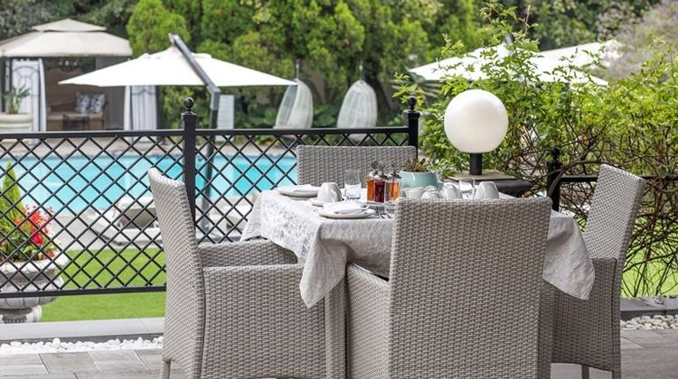 Fairlawns Boutique Hotel and Spa Exterior