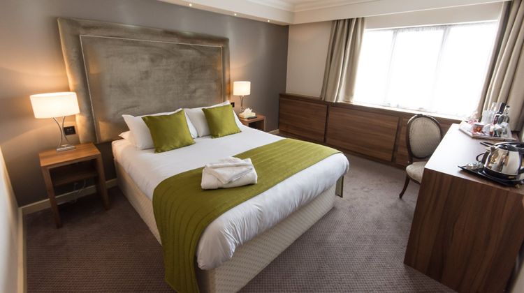 Dukes Head Hotel Room