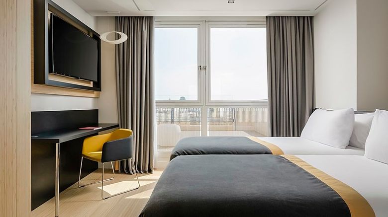 <b>Exe Plaza Catalunya Room</b>. Images powered by <a href="https://www.leonardoworldwide.com/" title="Leonardo Worldwide" target="_blank">Leonardo</a>.