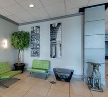Holiday Inn Manhattan at the Campus Lobby