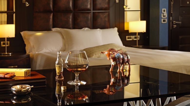 <b>Crowne Plaza Athens Suite</b>. Images powered by <a href="https://www.leonardoworldwide.com/" title="Leonardo Worldwide" target="_blank">Leonardo</a>.