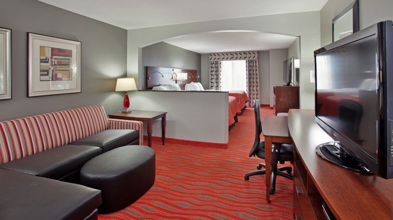 <b>Holiday Inn Express Suite</b>. Images powered by <a href="https://www.leonardoworldwide.com/" title="Leonardo Worldwide" target="_blank">Leonardo</a>.