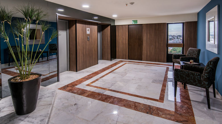 <b>Holiday Inn Guadalajara Expo Lobby</b>. Images powered by <a href="https://www.leonardoworldwide.com/" title="Leonardo Worldwide" target="_blank">Leonardo</a>.