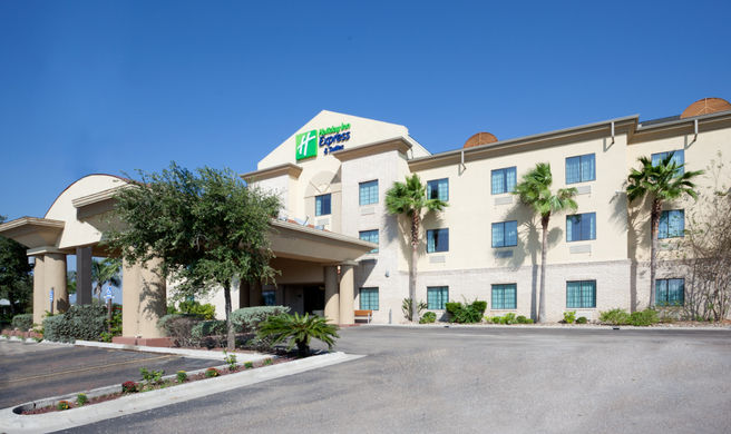 Holiday Inn Express Exterior