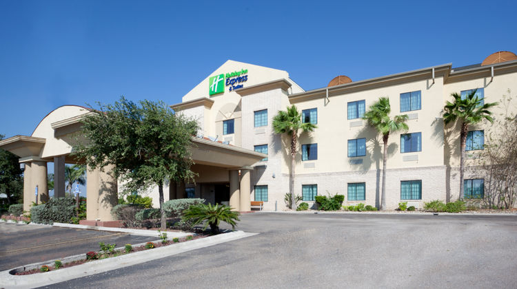 Holiday Inn Express Exterior