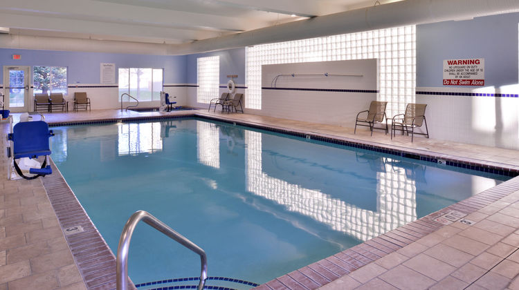 Holiday Inn Express & Suites Pool