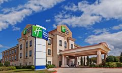 Holiday Inn Express Hotel & Suites