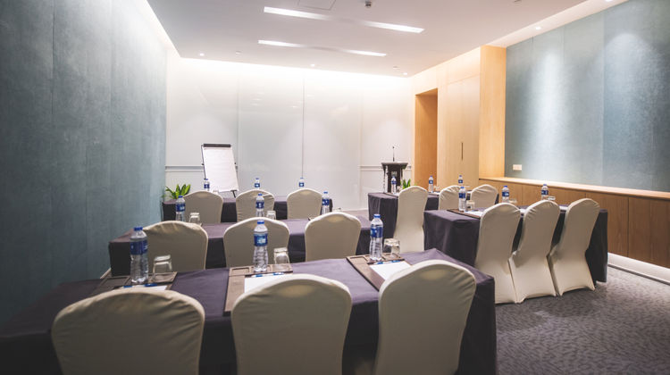 Holiday Inn Express Songjiang Fangta Meeting