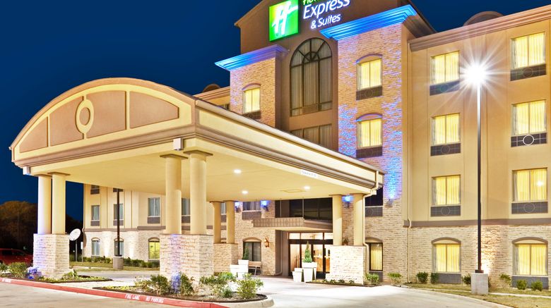 <b>Holiday Inn Express & Suites Dallas East Exterior</b>. Images powered by <a href="https://www.leonardoworldwide.com/" title="Leonardo Worldwide" target="_blank">Leonardo</a>.