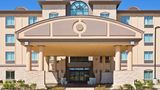 Holiday Inn Express & Suites Dallas East Exterior