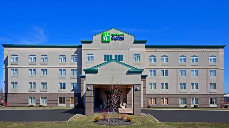 Holiday Inn Express Syracuse Fairgrounds Exterior