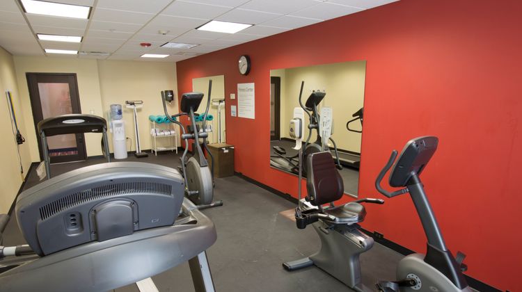 Holiday Inn Express New Albany Health Club