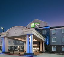 Holiday Inn Express Hotel & Suites Exterior