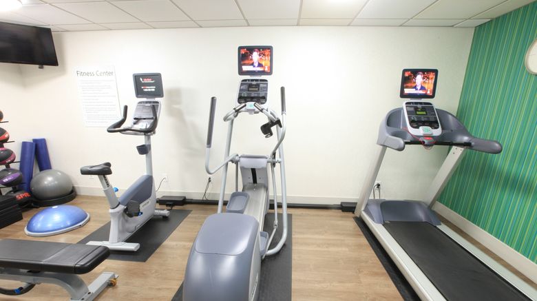 <b>Holiday Inn Express Hotel & Suites Health Club</b>. Images powered by <a href="https://www.leonardoworldwide.com/" title="Leonardo Worldwide" target="_blank">Leonardo</a>.