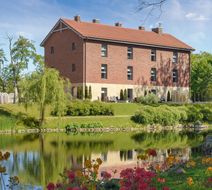 Relais & Chateaux Hotel Quadrille Exterior