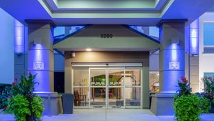 Holiday Inn Express Chicago/Midway Airpo