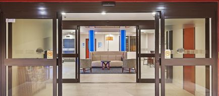 Holiday Inn Express & Stes Memorial Park Exterior