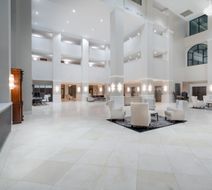 Holiday Inn at Roberts Centre Lobby