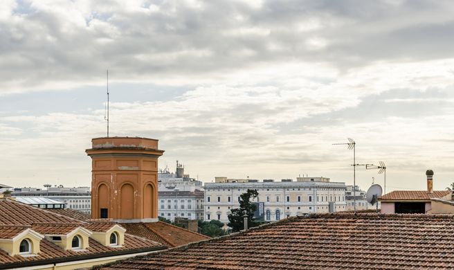 Exe Domus Aurea Exterior