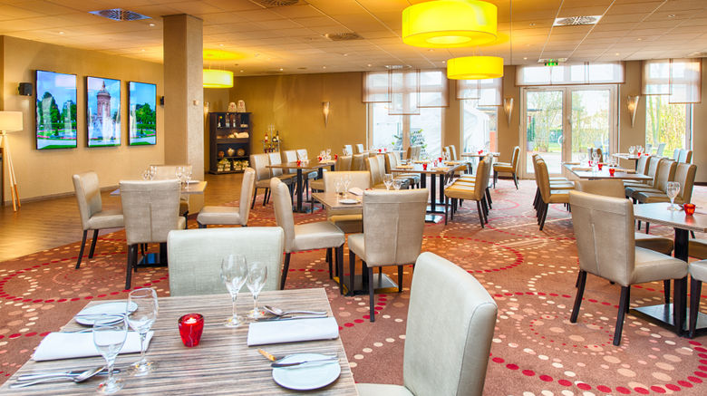 <b>Leonardo Hotel Mannheim-Ladenburg Restaurant</b>. Images powered by <a href="https://www.leonardoworldwide.com/" title="Leonardo Worldwide" target="_blank">Leonardo</a>.
