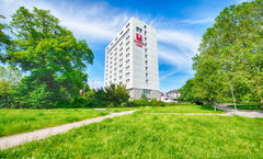 Leonardo Hotel Karlsruhe
