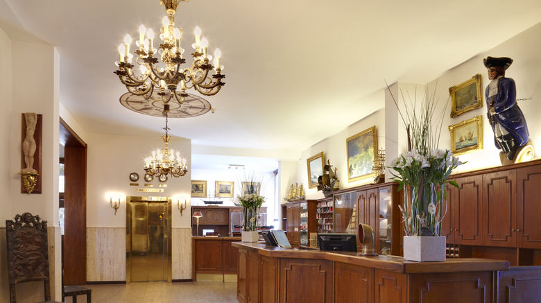 <b>Hotel Hafen Hamburg Lobby</b>. Images powered by <a href="https://www.leonardoworldwide.com/" title="Leonardo Worldwide" target="_blank">Leonardo</a>.