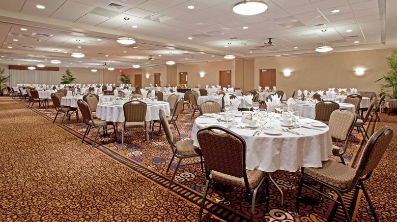 <b>Holiday Inn Ballroom</b>. Images powered by <a href="https://www.leonardoworldwide.com/" title="Leonardo Worldwide" target="_blank">Leonardo</a>.