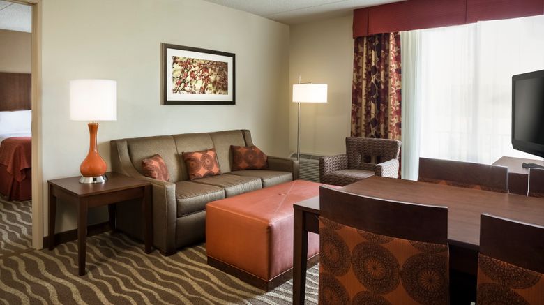 <b>Holiday Inn Hotel & Stes, Des Moines NW Suite</b>. Images powered by <a href="https://www.leonardoworldwide.com/" title="Leonardo Worldwide" target="_blank">Leonardo</a>.