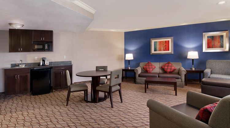 Holiday Inn Express Port Hueneme Room