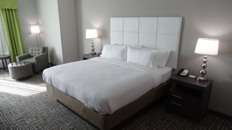 <b>Holiday Inn Covington Room</b>. Images powered by <a href="https://www.leonardoworldwide.com/" title="Leonardo Worldwide" target="_blank">Leonardo</a>.