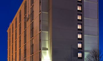 Crowne Plaza Newark Airport