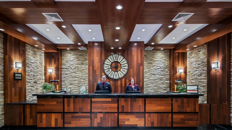 <b>Crowne Plaza Newark Airport Lobby</b>. Images powered by <a href="https://www.leonardoworldwide.com/" title="Leonardo Worldwide" target="_blank">Leonardo</a>.