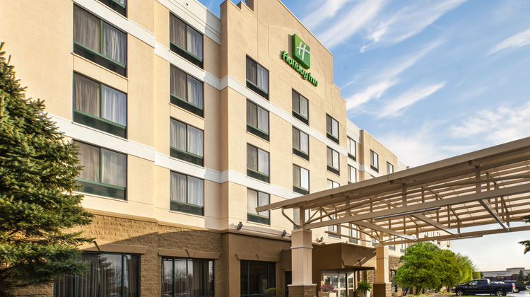 Holiday Inn Bolingbrook Exterior