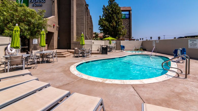<b>Holiday Inn Express & Suites Camarillo Pool</b>. Images powered by <a href="https://www.leonardoworldwide.com/" title="Leonardo Worldwide" target="_blank">Leonardo</a>.
