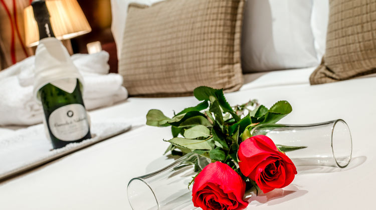 Exe Suites 33 Room