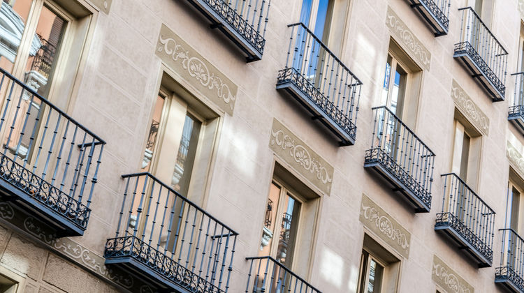 Exe Suites 33 Exterior