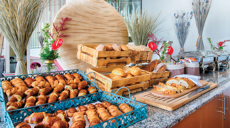 <b>Leonardo Hotel Mannheim City Center Restaurant</b>. Images powered by <a href="https://www.leonardoworldwide.com/" title="Leonardo Worldwide" target="_blank">Leonardo</a>.
